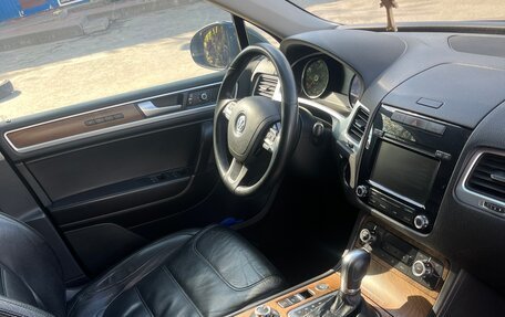 Volkswagen Touareg III, 2012 год, 2 290 000 рублей, 7 фотография