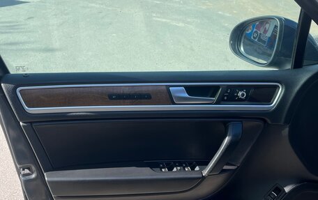 Volkswagen Touareg III, 2012 год, 2 290 000 рублей, 5 фотография