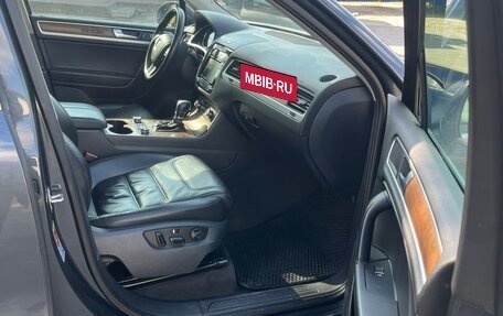 Volkswagen Touareg III, 2012 год, 2 290 000 рублей, 8 фотография
