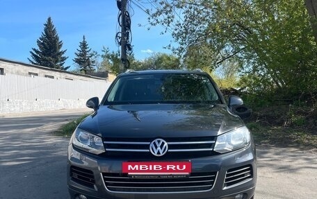 Volkswagen Touareg III, 2012 год, 2 290 000 рублей, 15 фотография