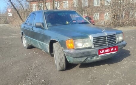 Mercedes-Benz 190 (W201), 1990 год, 300 000 рублей, 2 фотография