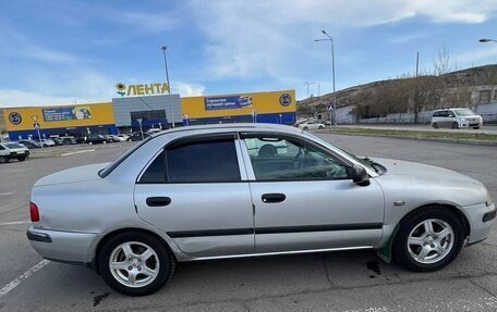 Mitsubishi Carisma I, 2001 год, 260 000 рублей, 5 фотография