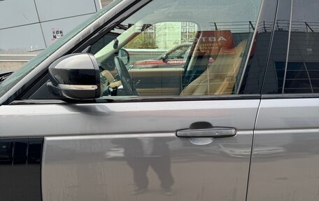 Land Rover Range Rover IV рестайлинг, 2019 год, 7 490 000 рублей, 5 фотография