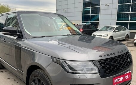 Land Rover Range Rover IV рестайлинг, 2019 год, 7 490 000 рублей, 12 фотография