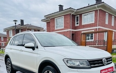 Volkswagen Tiguan II, 2018 год, 3 200 000 рублей, 1 фотография