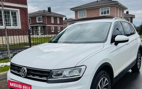 Volkswagen Tiguan II, 2018 год, 3 200 000 рублей, 11 фотография