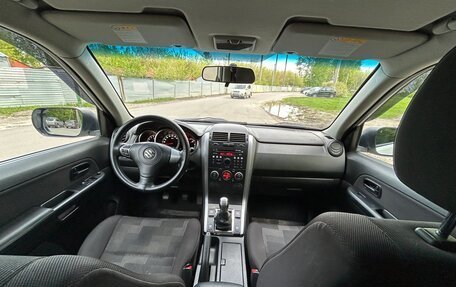 Suzuki Grand Vitara, 2010 год, 880 000 рублей, 24 фотография