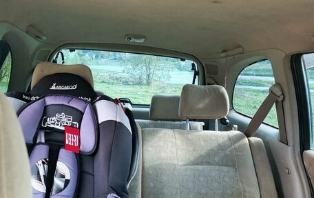 Nissan Liberty, 2001 год, 380 000 рублей, 12 фотография