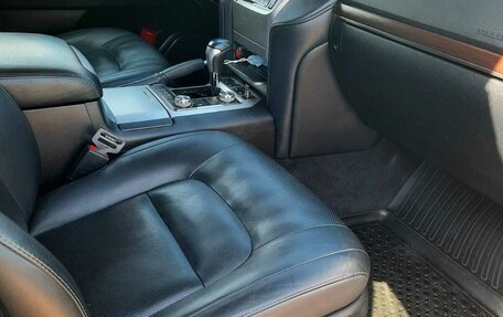 Toyota Land Cruiser 200, 2018 год, 7 000 000 рублей, 4 фотография
