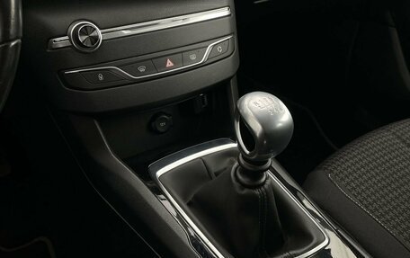 Peugeot 308 II, 2019 год, 1 480 000 рублей, 15 фотография