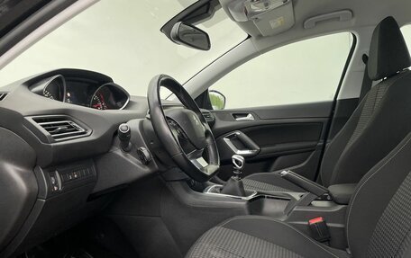 Peugeot 308 II, 2019 год, 1 480 000 рублей, 10 фотография