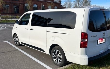 Peugeot Traveller I, 2021 год, 3 200 000 рублей, 2 фотография