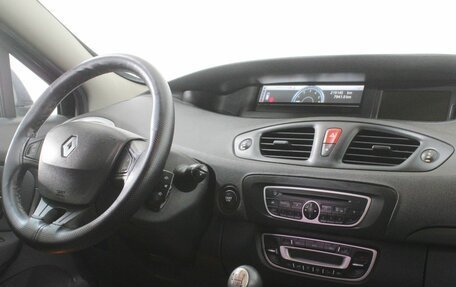 Renault Scenic III, 2010 год, 735 000 рублей, 9 фотография