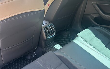 Volkswagen Passat B8 рестайлинг, 2018 год, 3 400 000 рублей, 8 фотография