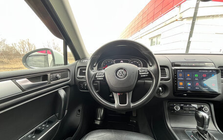 Volkswagen Touareg III, 2012 год, 2 280 000 рублей, 6 фотография