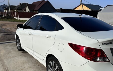 Hyundai Solaris II рестайлинг, 2013 год, 879 000 рублей, 4 фотография