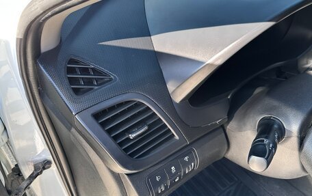 Hyundai Solaris II рестайлинг, 2013 год, 879 000 рублей, 14 фотография