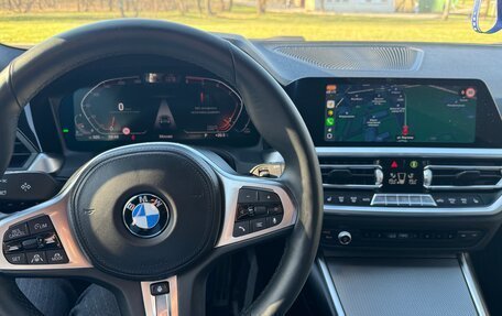 BMW 3 серия, 2019 год, 3 680 000 рублей, 16 фотография