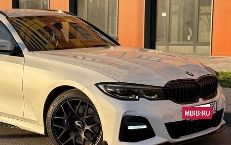 BMW 3 серия, 2019 год, 3 680 000 рублей, 12 фотография