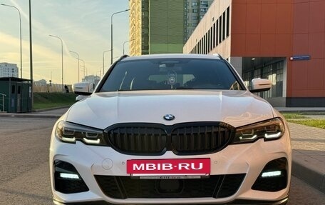 BMW 3 серия, 2019 год, 3 680 000 рублей, 9 фотография