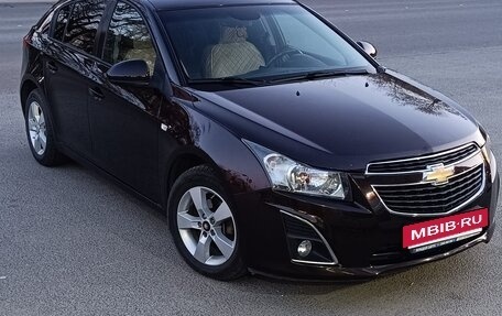 Chevrolet Cruze II, 2013 год, 910 000 рублей, 7 фотография