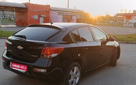 Chevrolet Cruze II, 2013 год, 910 000 рублей, 8 фотография