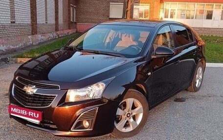 Chevrolet Cruze II, 2013 год, 910 000 рублей, 5 фотография