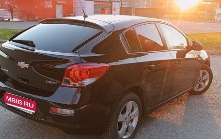 Chevrolet Cruze II, 2013 год, 910 000 рублей, 12 фотография