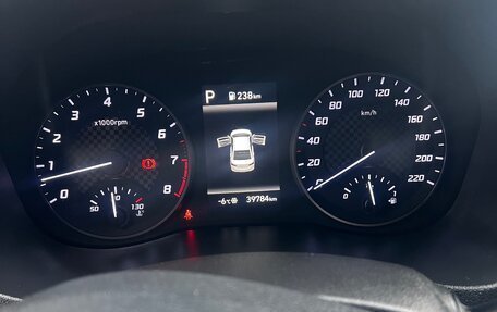 Hyundai Solaris II рестайлинг, 2021 год, 1 800 000 рублей, 9 фотография