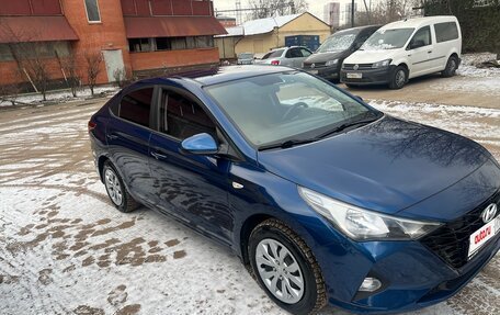 Hyundai Solaris II рестайлинг, 2021 год, 1 800 000 рублей, 3 фотография