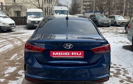 Hyundai Solaris II рестайлинг, 2021 год, 1 800 000 рублей, 5 фотография