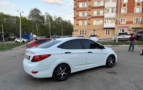 Hyundai Solaris II рестайлинг, 2011 год, 675 000 рублей, 6 фотография