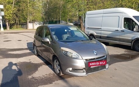 Renault Scenic III, 2012 год, 690 000 рублей, 2 фотография