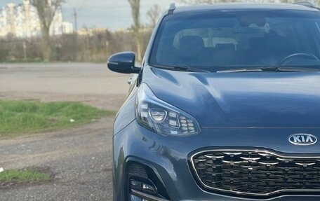 KIA Sportage IV рестайлинг, 2018 год, 2 460 000 рублей, 4 фотография
