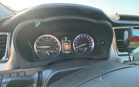 Toyota Highlander III, 2015 год, 3 100 000 рублей, 11 фотография