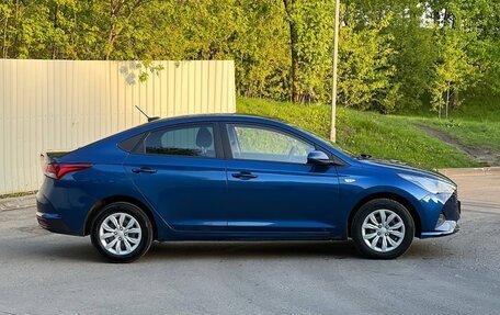 Hyundai Solaris II рестайлинг, 2021 год, 1 200 000 рублей, 3 фотография