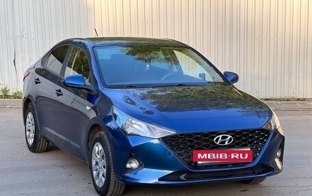 Hyundai Solaris II рестайлинг, 2021 год, 1 200 000 рублей, 7 фотография
