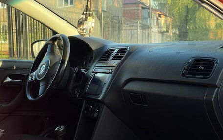 Volkswagen Polo VI (EU Market), 2010 год, 560 000 рублей, 11 фотография