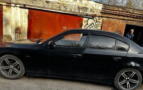 BMW 5 серия, 2005 год, 1 600 000 рублей, 3 фотография