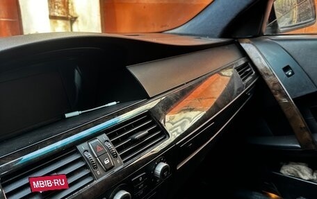 BMW 5 серия, 2005 год, 1 600 000 рублей, 10 фотография