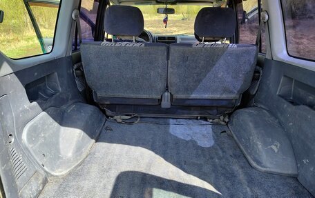 Toyota Land Cruiser Prado 90 рестайлинг, 1996 год, 900 000 рублей, 13 фотография