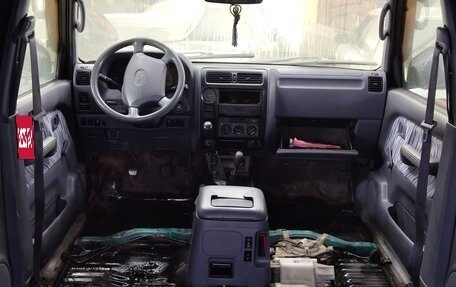 Toyota Land Cruiser Prado 90 рестайлинг, 1996 год, 900 000 рублей, 26 фотография