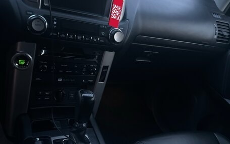 Toyota Land Cruiser Prado 150 рестайлинг 2, 2011 год, 2 700 000 рублей, 7 фотография