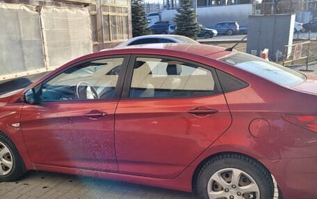 Hyundai Solaris II рестайлинг, 2012 год, 699 000 рублей, 3 фотография