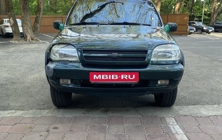 Chevrolet Niva I рестайлинг, 2004 год, 310 000 рублей, 2 фотография