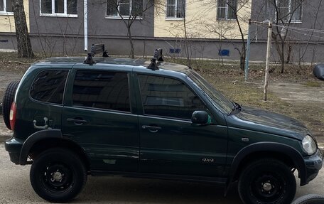 Chevrolet Niva I рестайлинг, 2004 год, 310 000 рублей, 20 фотография