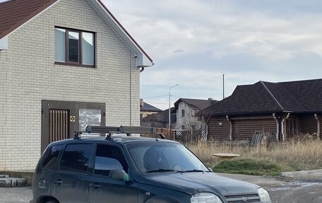 Chevrolet Niva I рестайлинг, 2004 год, 310 000 рублей, 22 фотография