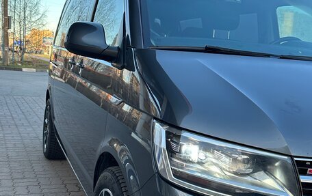 Volkswagen Caravelle T6 рестайлинг, 2016 год, 3 140 000 рублей, 6 фотография