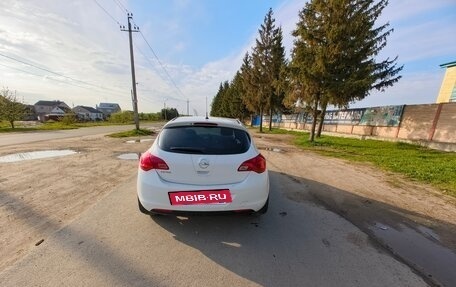 Opel Astra J, 2012 год, 840 000 рублей, 4 фотография