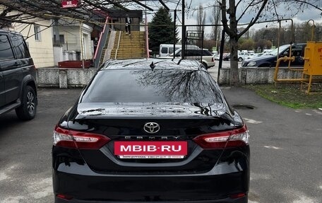Toyota Camry, 2020 год, 3 000 000 рублей, 4 фотография